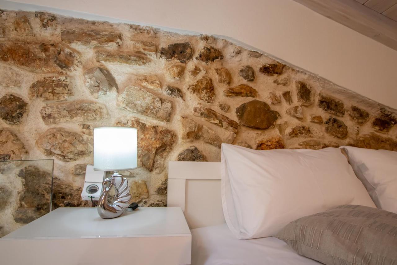 Stone House Apartment Mantouki Ngoại thất bức ảnh