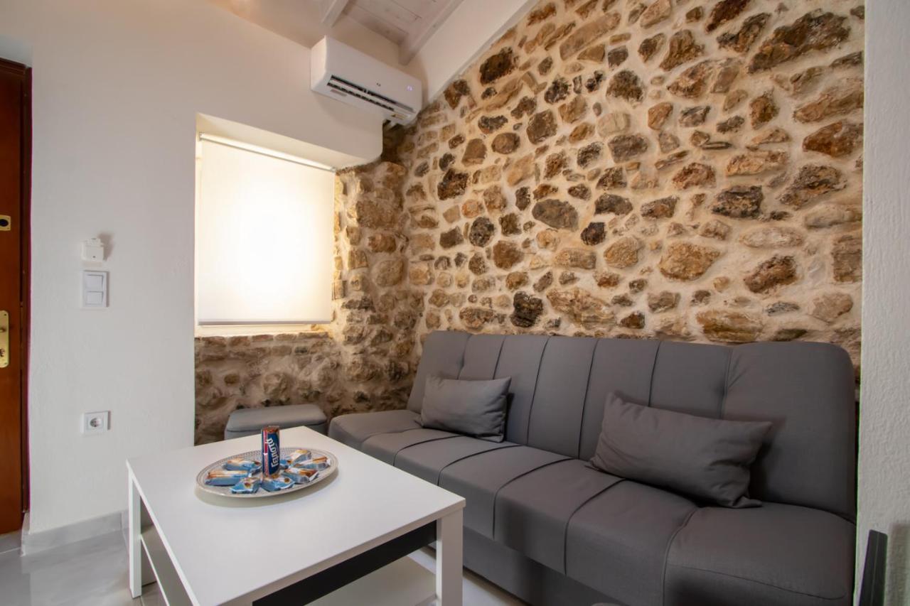 Stone House Apartment Mantouki Ngoại thất bức ảnh